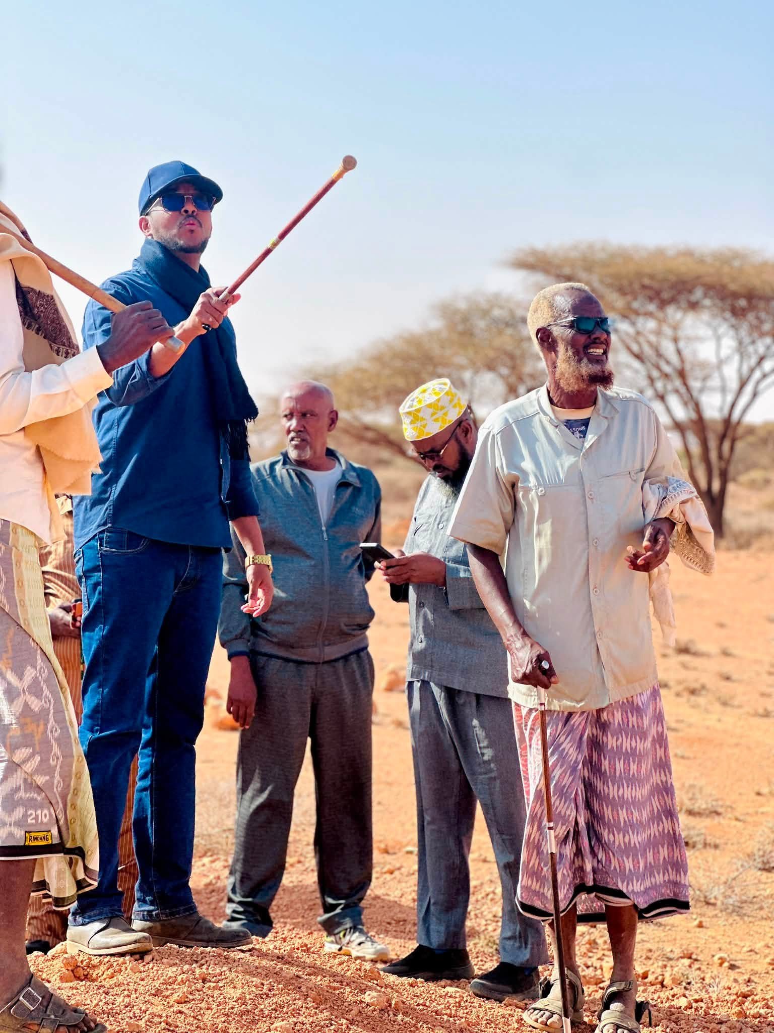 A delegation led by the Deputy Minister of the Ministry of Interior has embarked on an official working visit to the areas under the administration of Kalabaydh District.